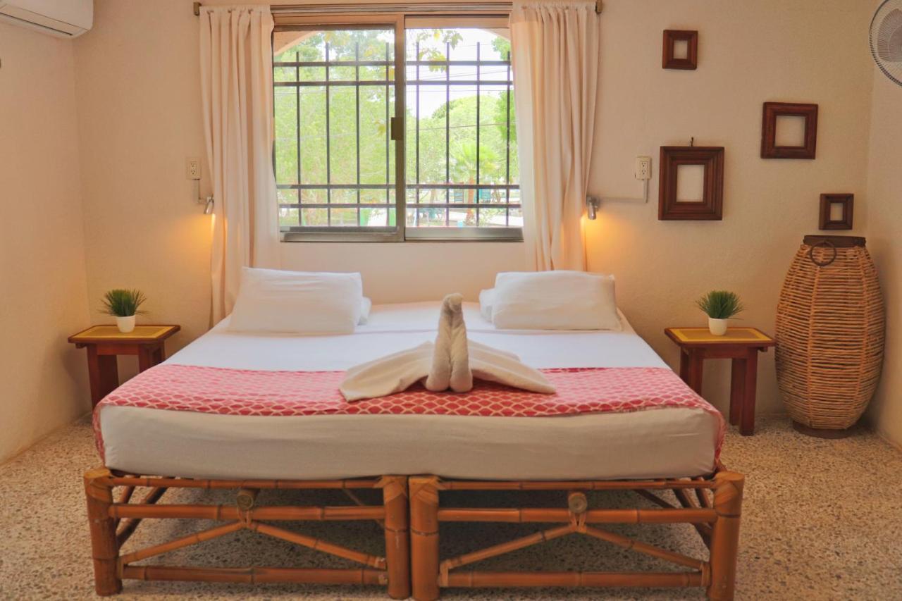 Hostal & Suites Pata De Perro Bacalar Εξωτερικό φωτογραφία