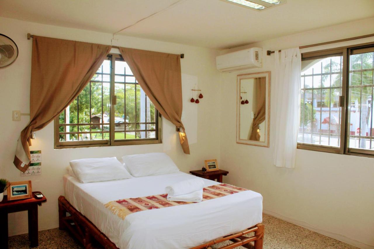 Hostal & Suites Pata De Perro Bacalar Εξωτερικό φωτογραφία